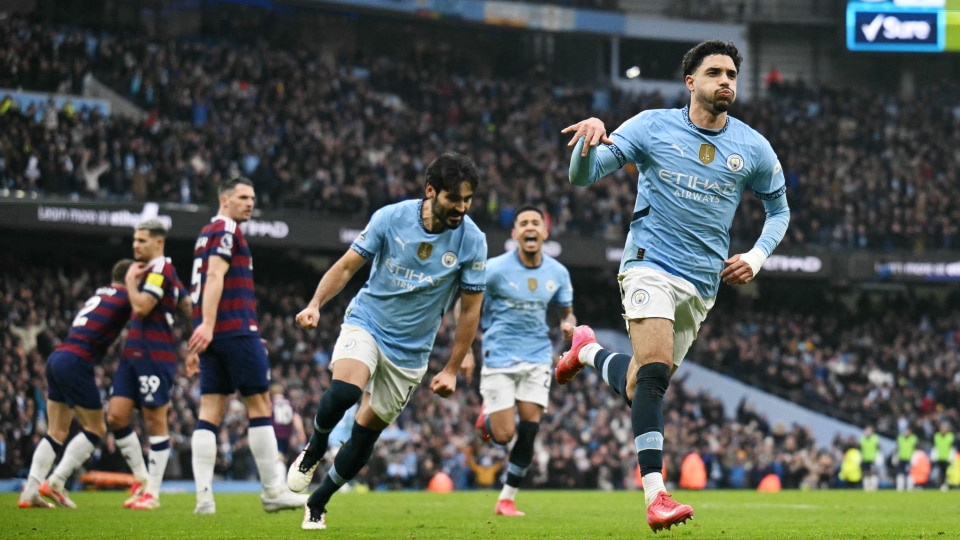 Manchester City's Egyptian striker Omar Marmoush celebrates after scoring their second goal during the match against Newcastle United