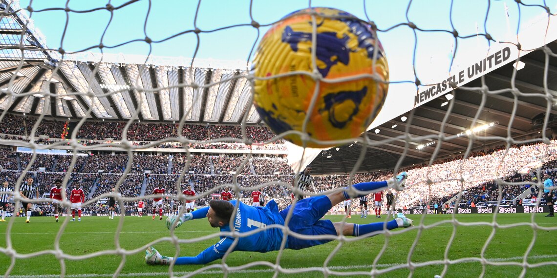 Alexander Isak shoots to score Newcastle United's goal from the penalty spot past Nottingham Forest goalkeeper Matt Turner