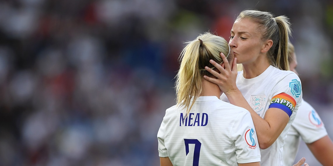 Beth Mead of England celebrates with teammate Leah Williamson