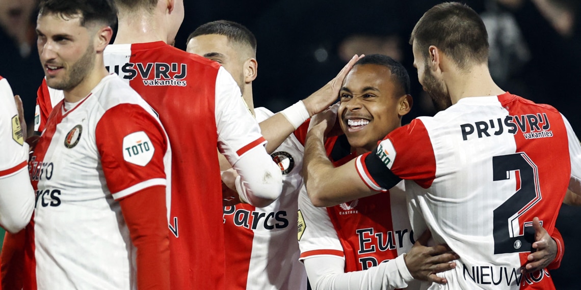 Feyenoord's Igor Paixao celebrates after scoring his team's third goal during the match between Feyenoord and Heracles Almelo