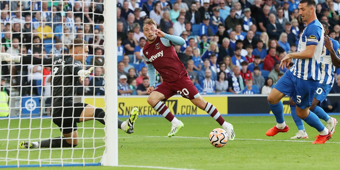 Jarrod Bowen scores West Ham United's second goal during the match between Brighton & Hove Albion and West Ham United