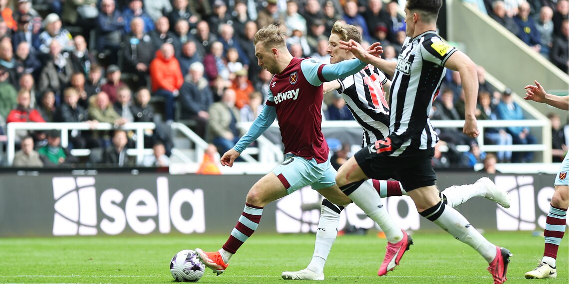 Jarrod Bowen scores West Ham United's third goal during the match against Newcastle United