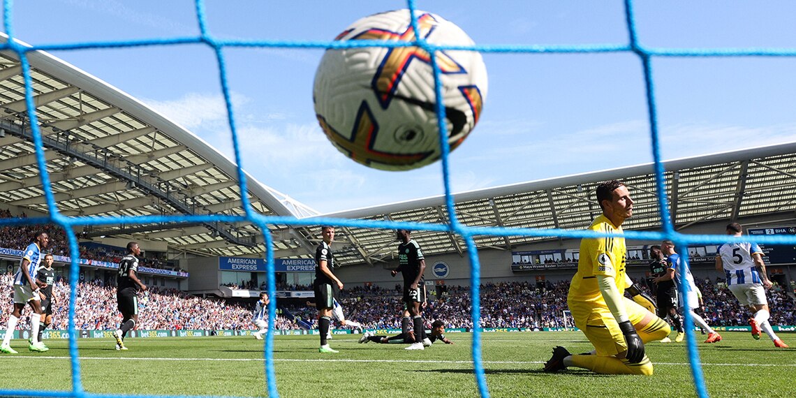Leicester City's goalkeeper Danny Ward reacts following Brighton's third goal scored by Alexis Mac Allister