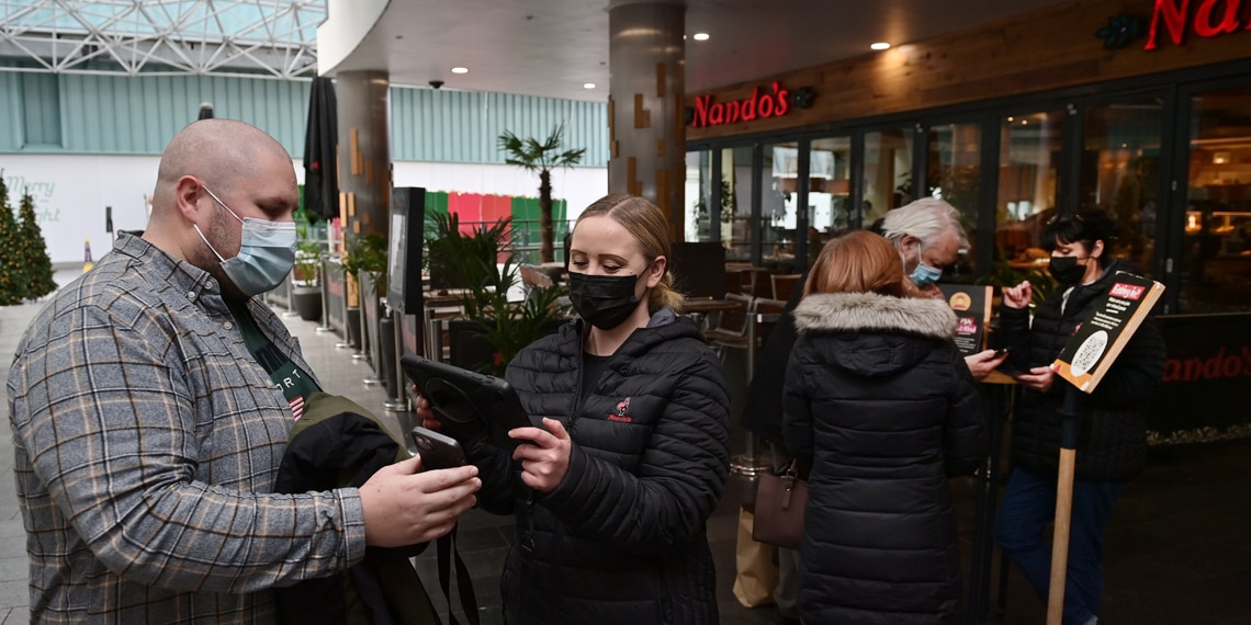 Rowan met a famous person in a queue outside a restaurant (not this restaurant)