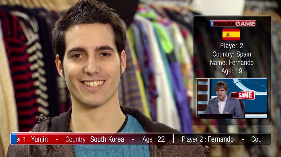 Fernando wants to buy something in the fashion boutique. What did he buy?