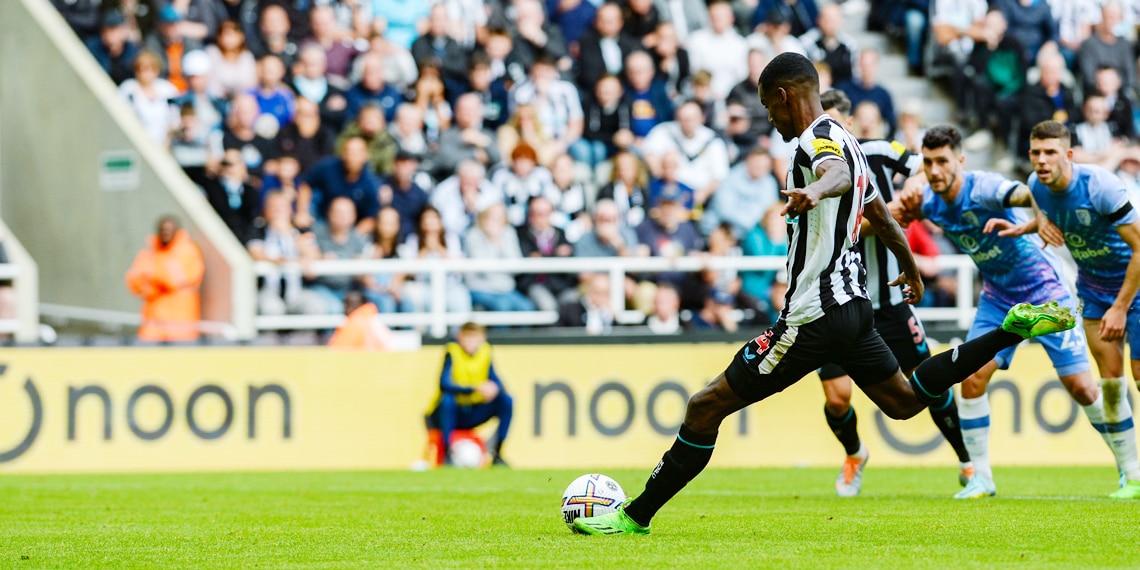 Alexander Isak scores Newcastle's equalising goal from the penalty spot