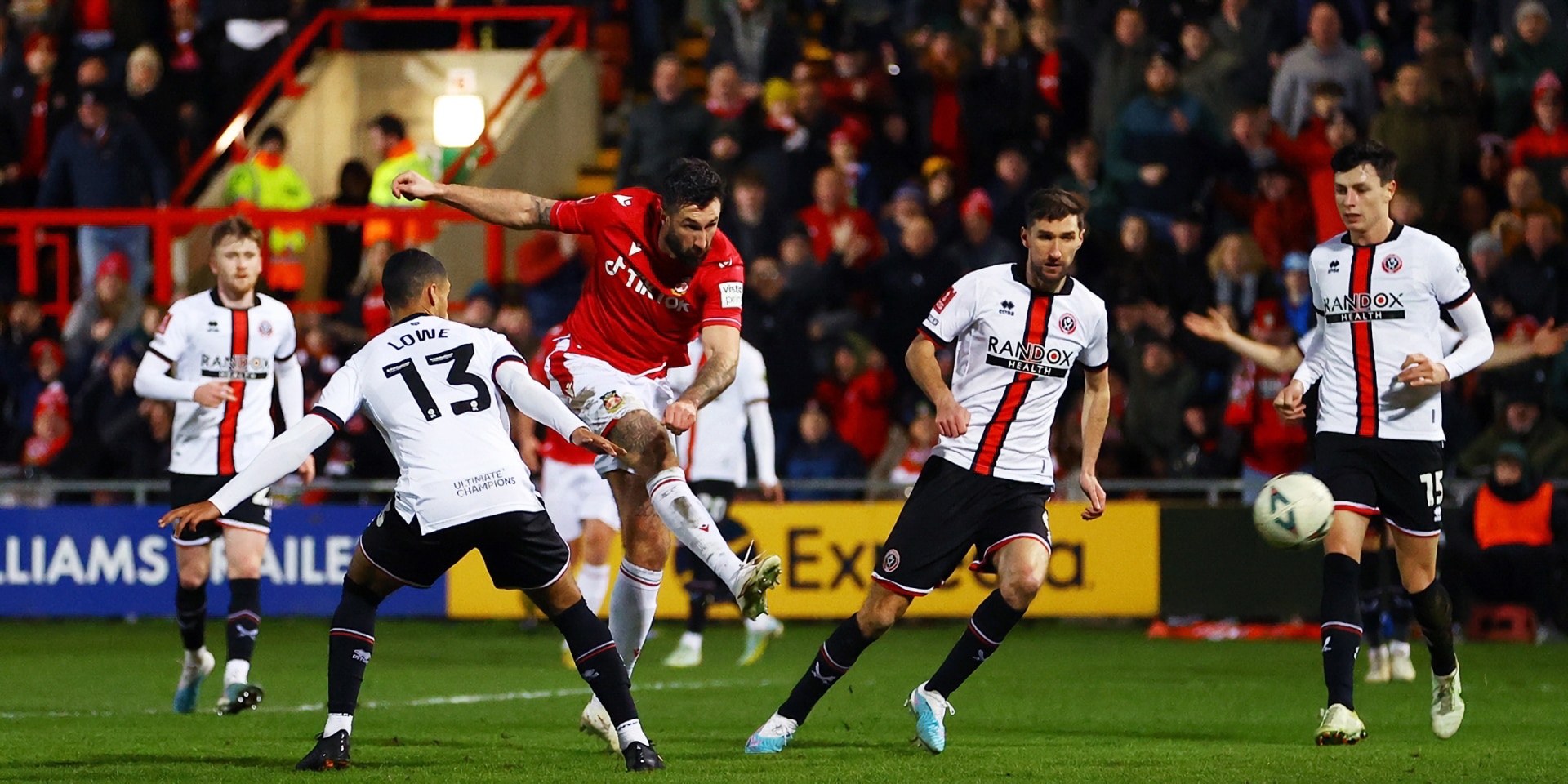 wrexhamsolliepalmershootsagainstthecrossbarduringthefacupfourthroundmatchagainstsheffieldunited-Enhanced-SR